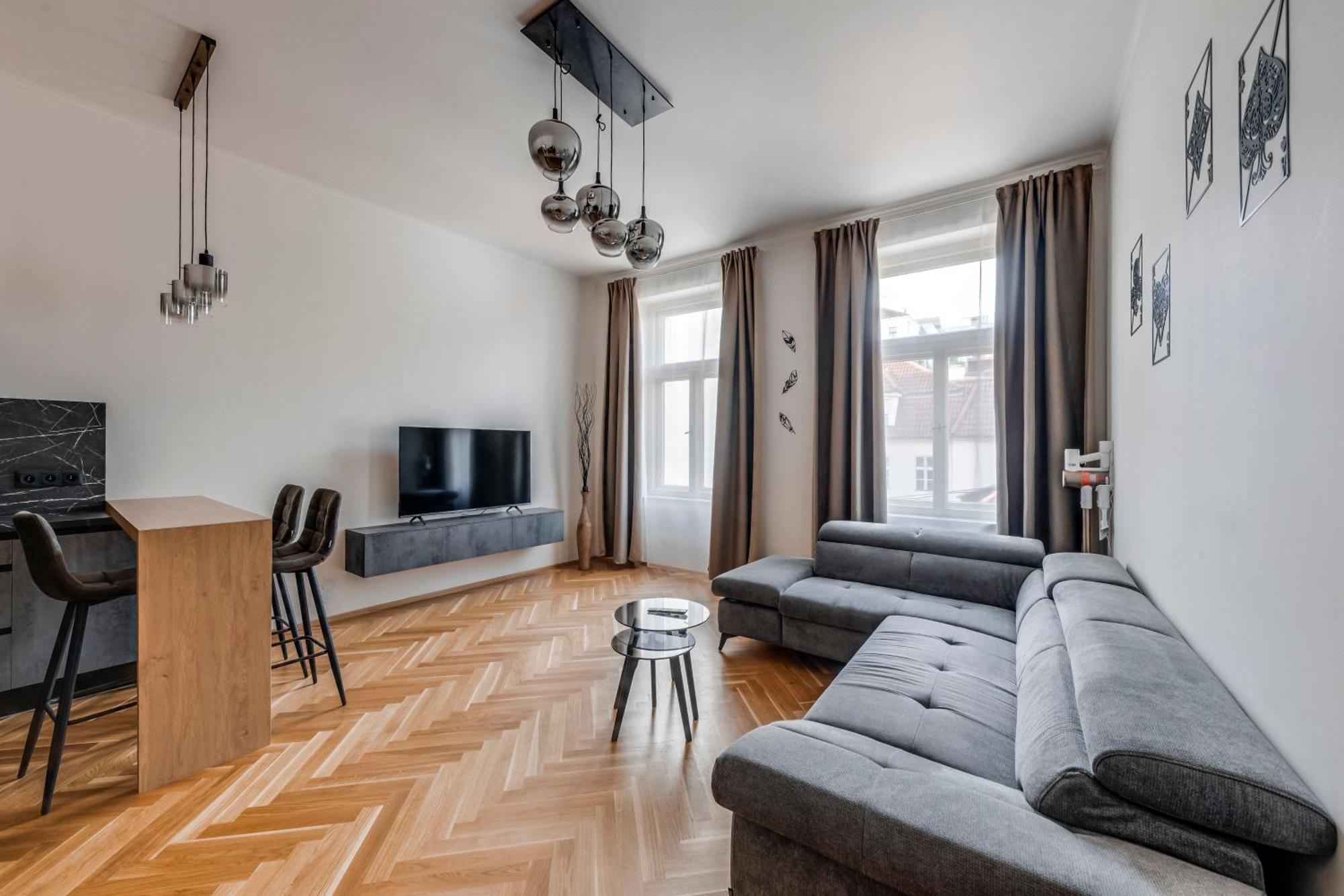 New Town Oases Apartment Prag Exteriör bild